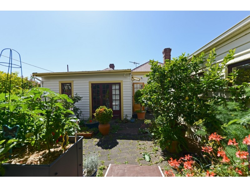 6 Powell Street, Sandy Bay TAS 7005