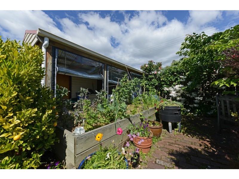 6 Powell Street, Sandy Bay TAS 7005