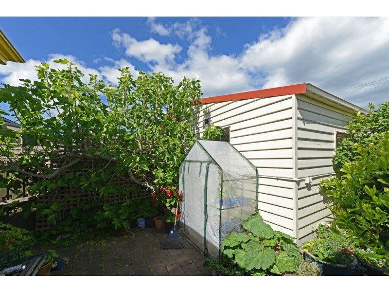 6 Powell Street, Sandy Bay TAS 7005