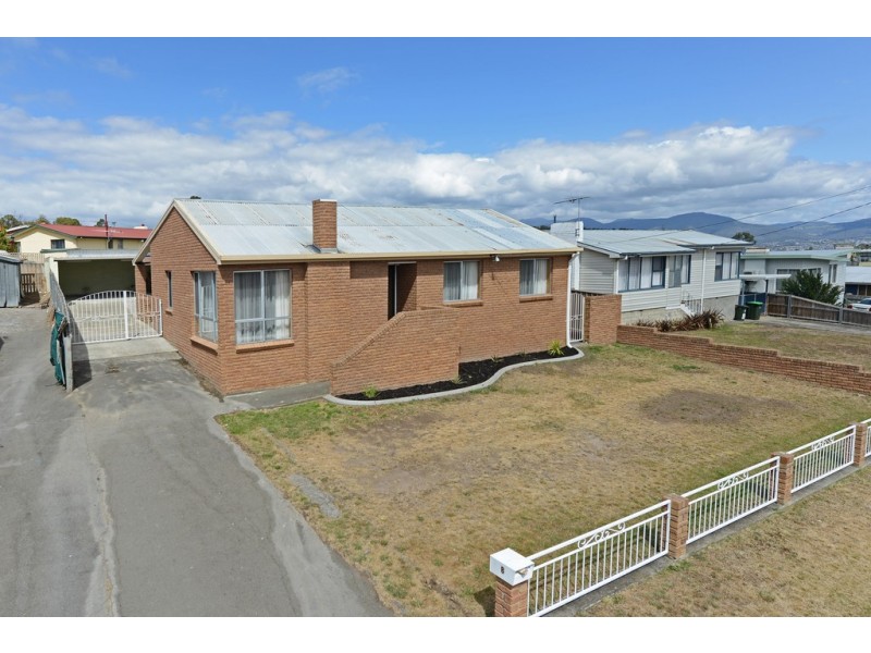 8 Waratah Road, Risdon Vale TAS 7016