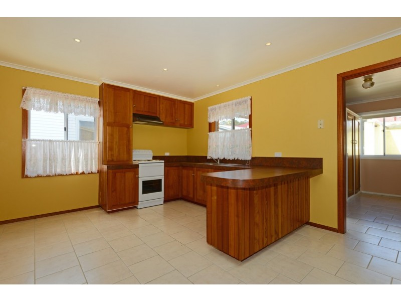 8 Waratah Road, Risdon Vale TAS 7016
