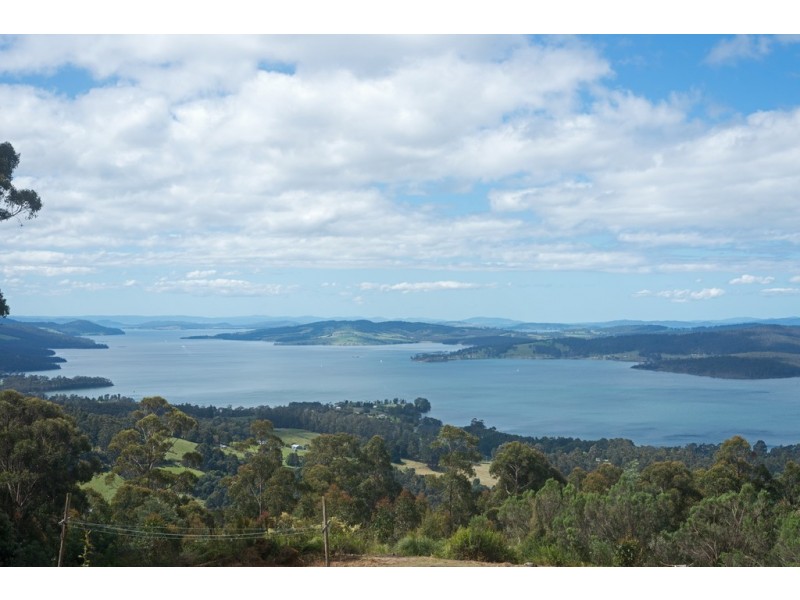 194 Devlyns Road, Birchs Bay TAS 7162