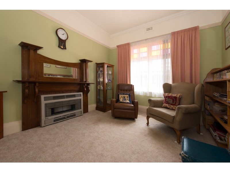 6 Burnside Avenue, New Town TAS 7008
