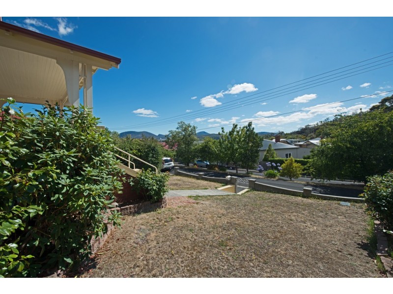 6 Burnside Avenue, New Town TAS 7008
