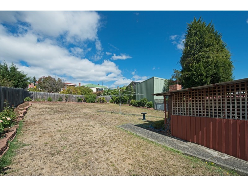 6 Burnside Avenue, New Town TAS 7008