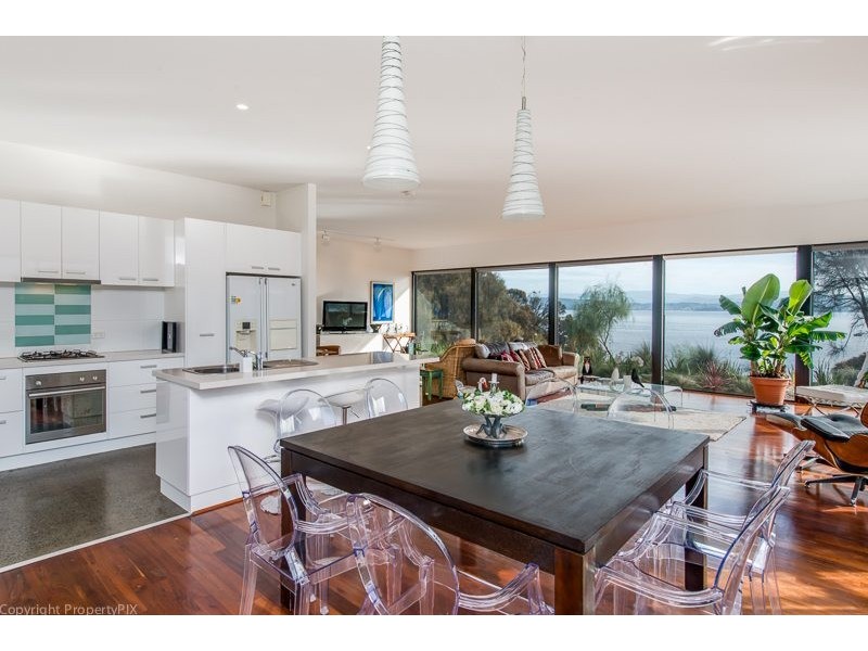 110 Spitfarm Road, Opossum Bay TAS 7023