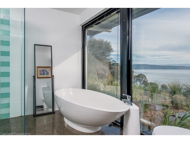 110 Spitfarm Road, Opossum Bay TAS 7023