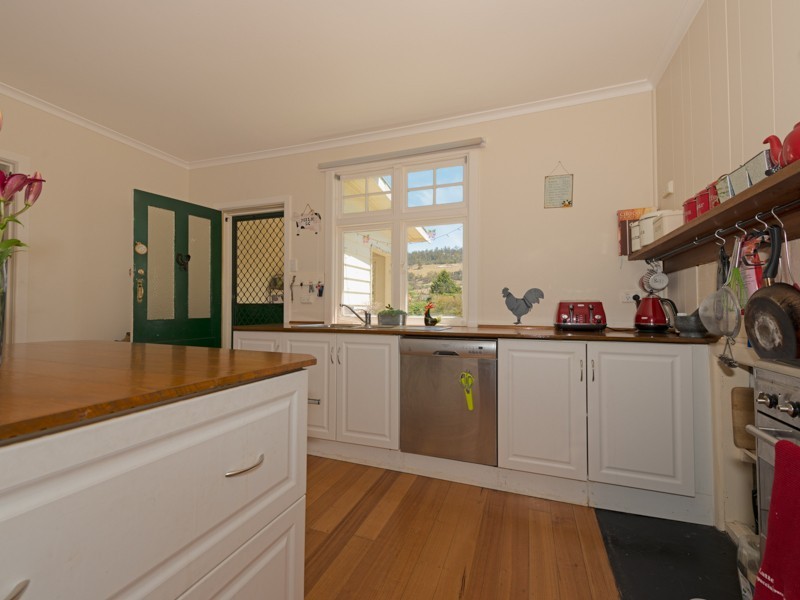 11 Swan Street, Bagdad TAS 7030