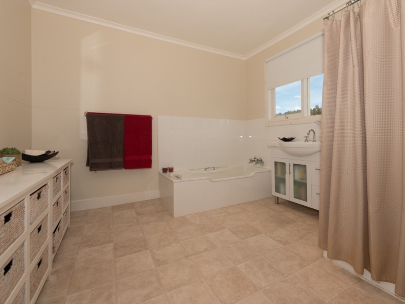 11 Swan Street, Bagdad TAS 7030