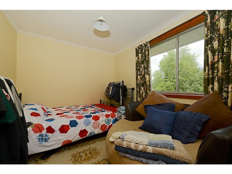 28 Girrabong Road, Lenah Valley TAS 7008