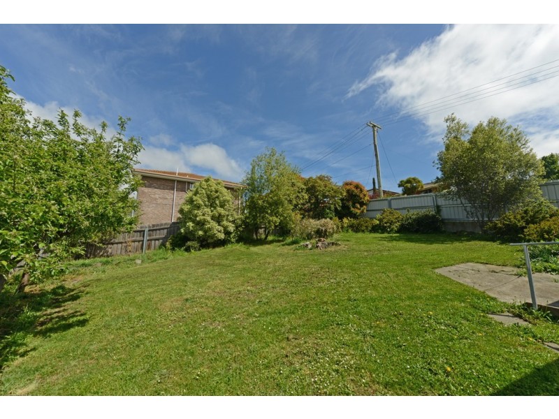 28 Girrabong Road, Lenah Valley TAS 7008