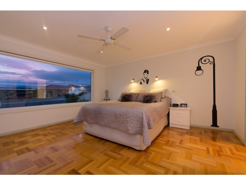 8 Henty Close, Old Beach TAS 7017