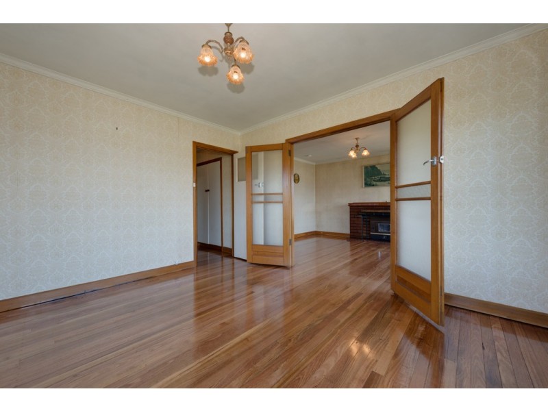 80 Lincoln Street, Lindisfarne TAS 7015