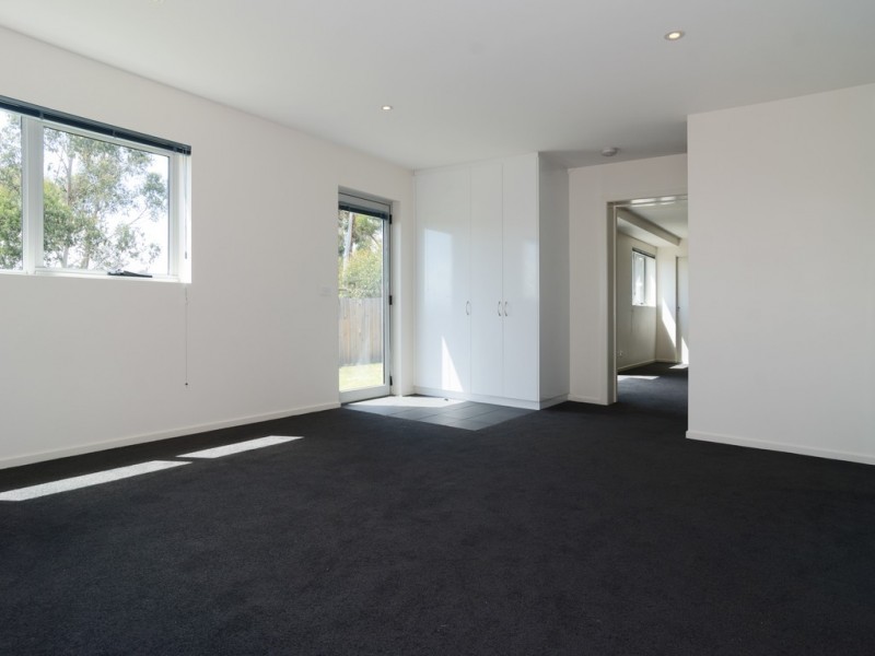 2A Hakea Drive, Tolmans Hill TAS 7007