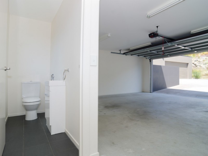 2A Hakea Drive, Tolmans Hill TAS 7007
