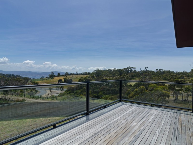 2A Hakea Drive, Tolmans Hill TAS 7007