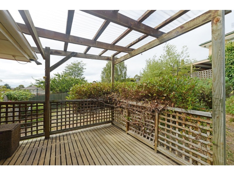 1/2 Suncoast Drive, Blackmans Bay TAS 7052