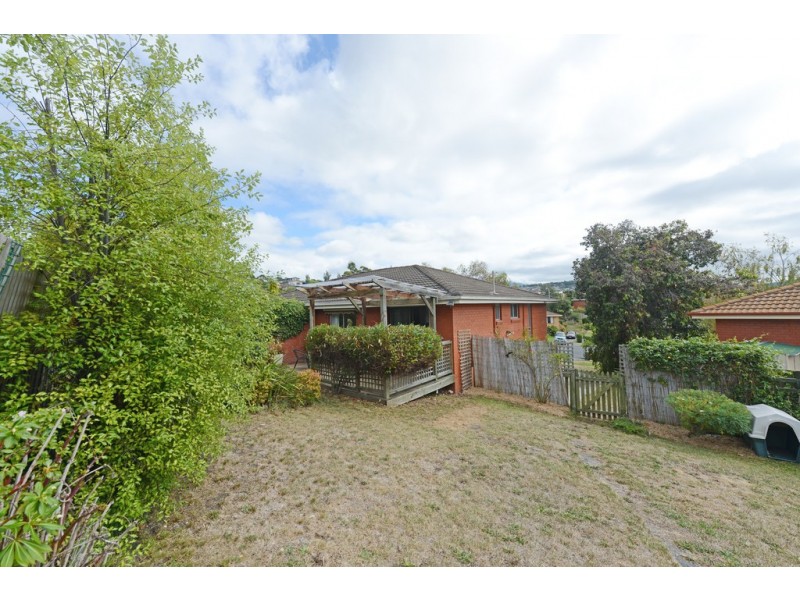 1/2 Suncoast Drive, Blackmans Bay TAS 7052