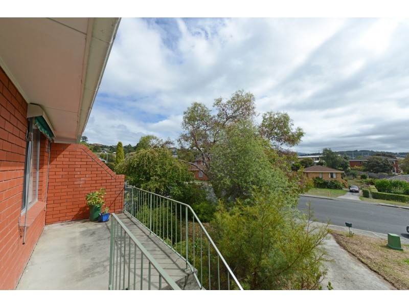 1/2 Suncoast Drive, Blackmans Bay TAS 7052