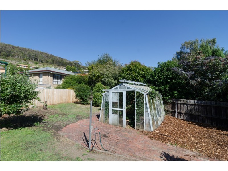 9 Molloy Court, Claremont TAS 7011