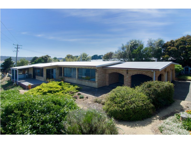 305 Lyell Highway, Granton TAS 7030