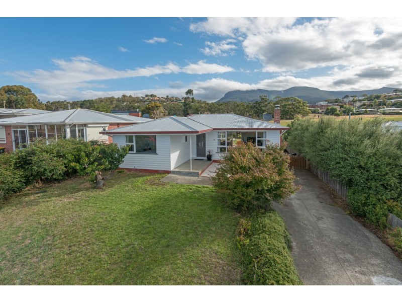 30 Ashbourne Grove, West Moonah TAS 7009