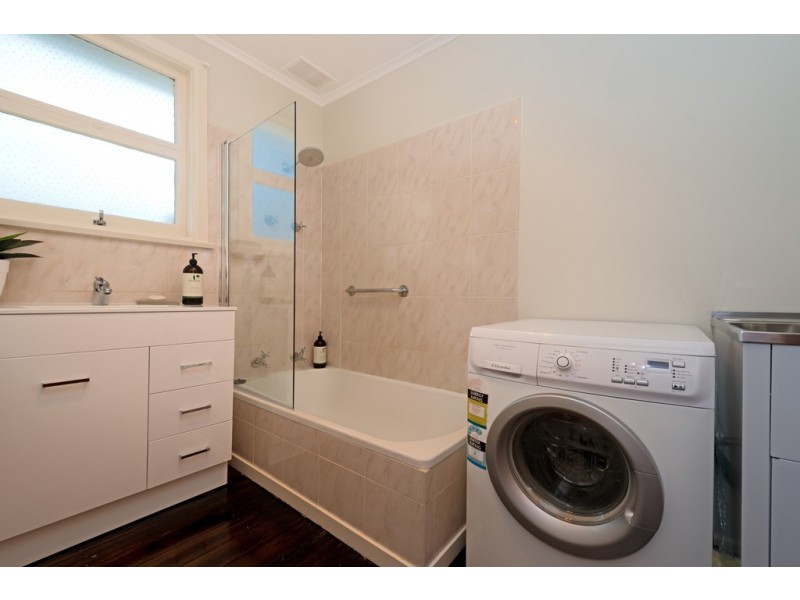 30 Ashbourne Grove, West Moonah TAS 7009