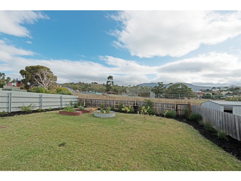 30 Ashbourne Grove, West Moonah TAS 7009