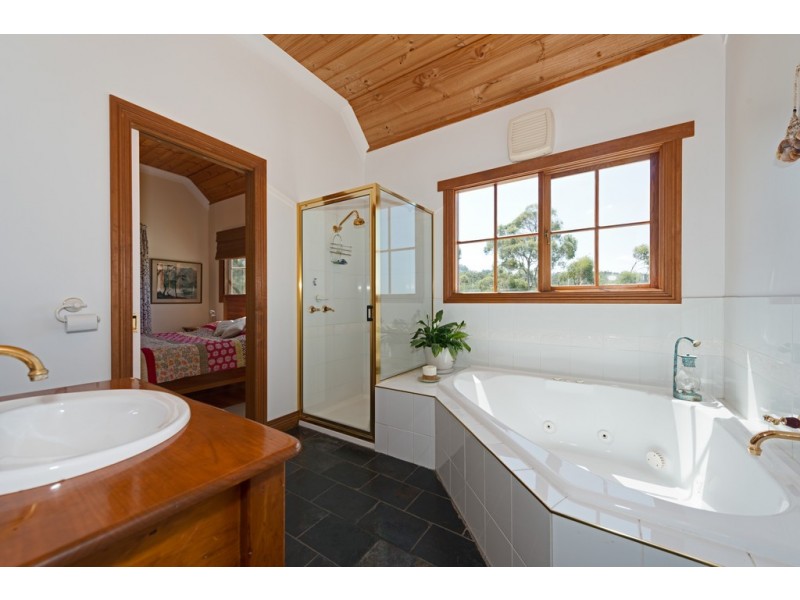10 Lawless Road, Margate TAS 7054