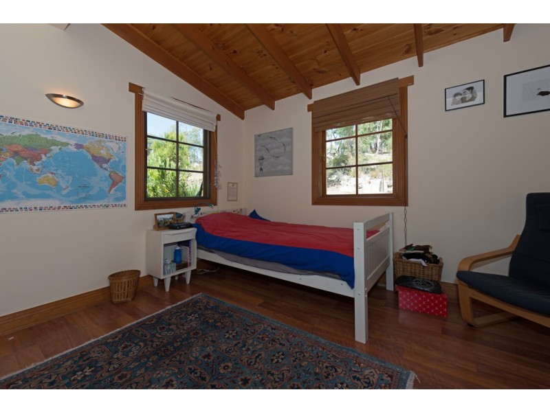 10 Lawless Road, Margate TAS 7054