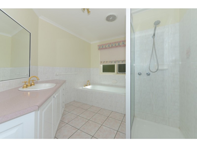 31 Chardonnay Drive, Berriedale TAS 7011