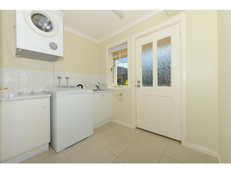 31 Chardonnay Drive, Berriedale TAS 7011