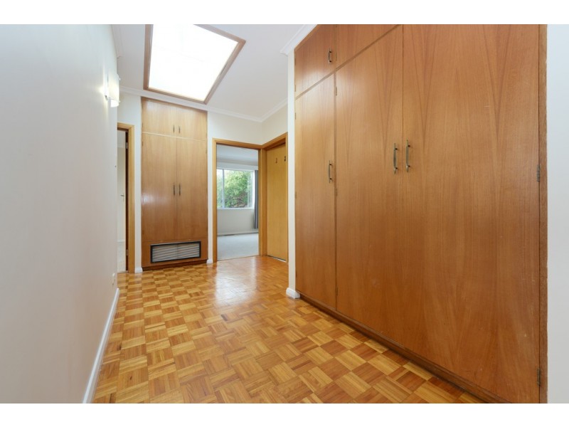 7 Kirval Court, West Hobart TAS 7000