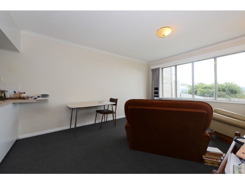 7 Kirval Court, West Hobart TAS 7000