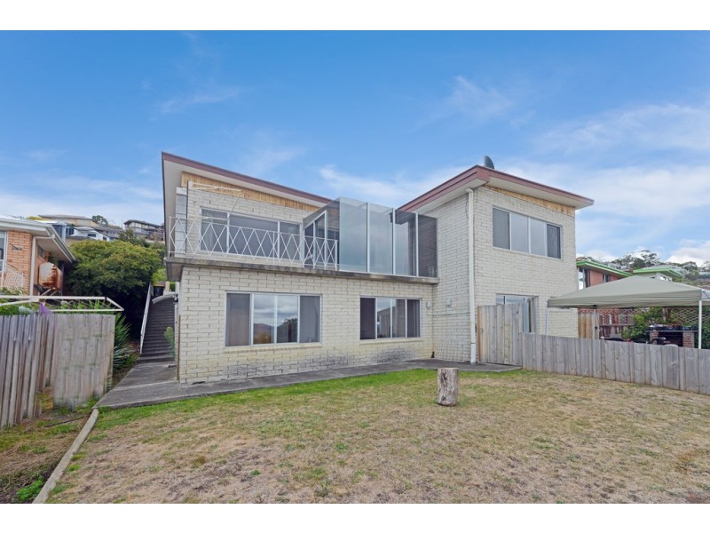 7 Kirval Court, West Hobart TAS 7000