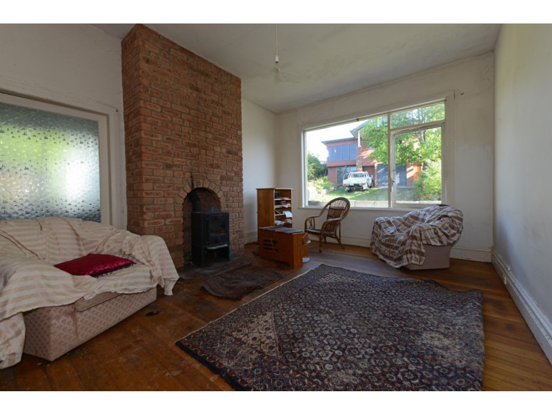 6 Flinders Lane, Sandy Bay TAS 7005