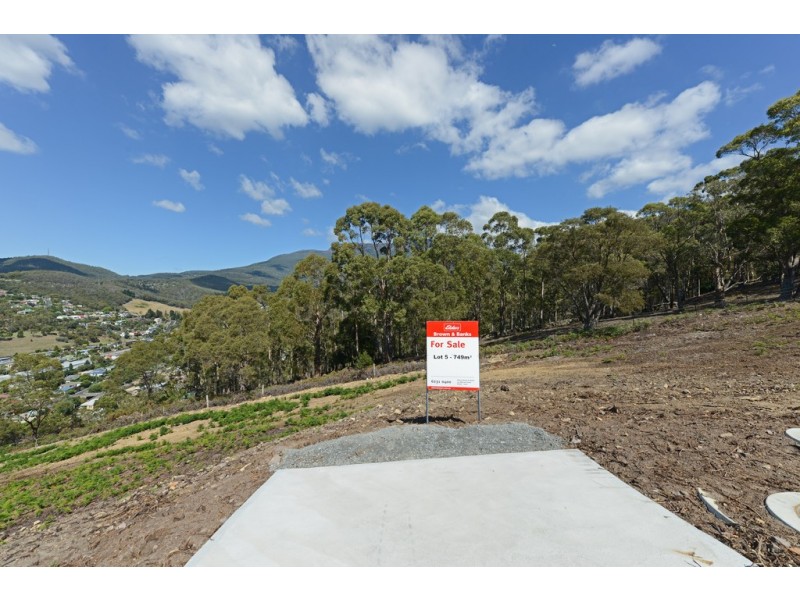 7A Thelma Drive, West Hobart TAS 7000