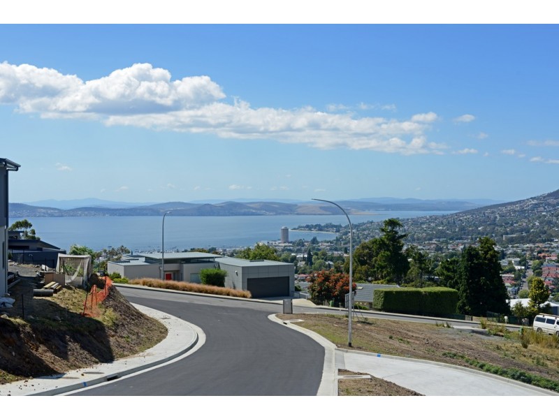 7A Thelma Drive, West Hobart TAS 7000