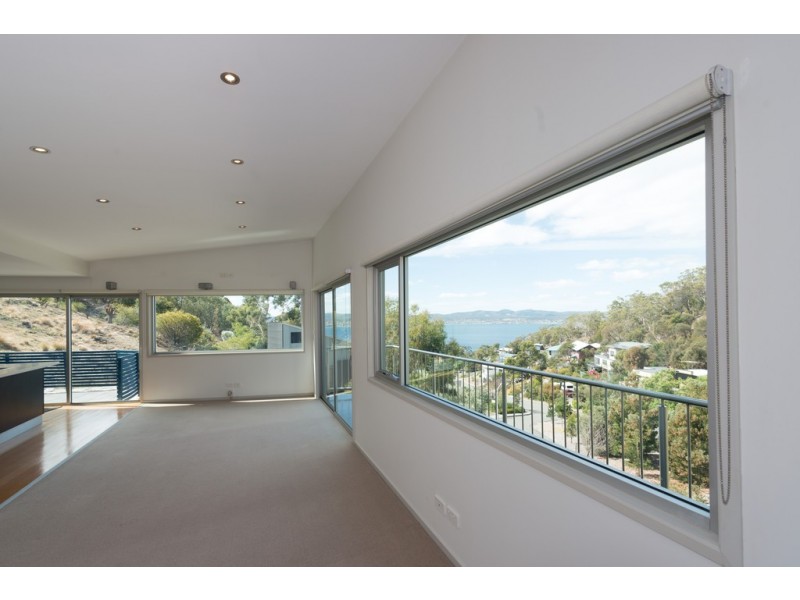 1/31 Gardenia Grove, Sandy Bay TAS 7005