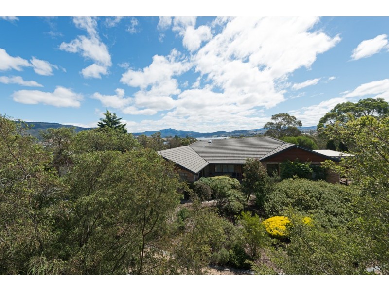 16 Rosella Crescent, Old Beach TAS 7017