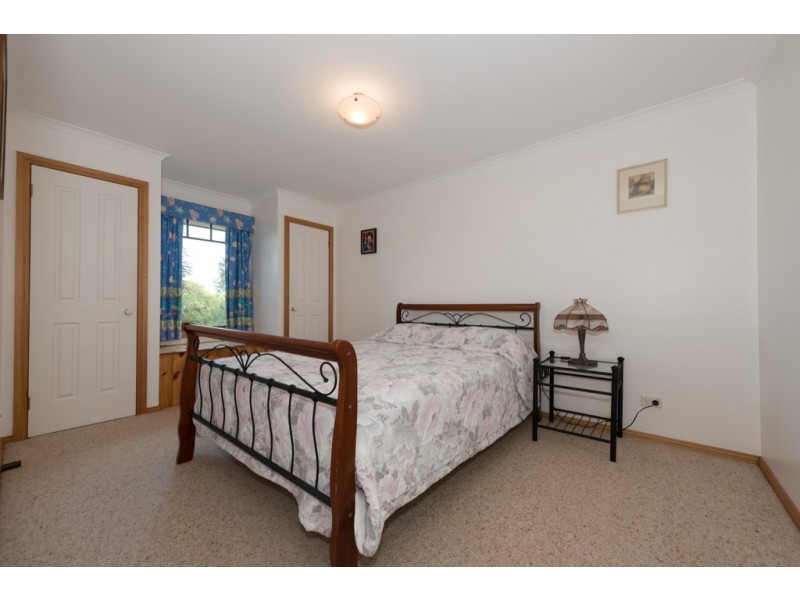 16 Rosella Crescent, Old Beach TAS 7017