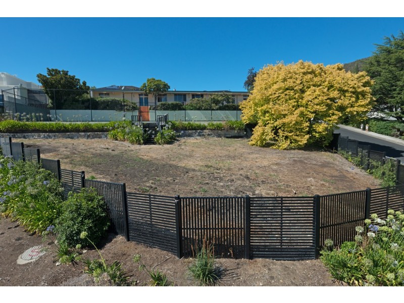 5 Dresden Street, Sandy Bay TAS 7005