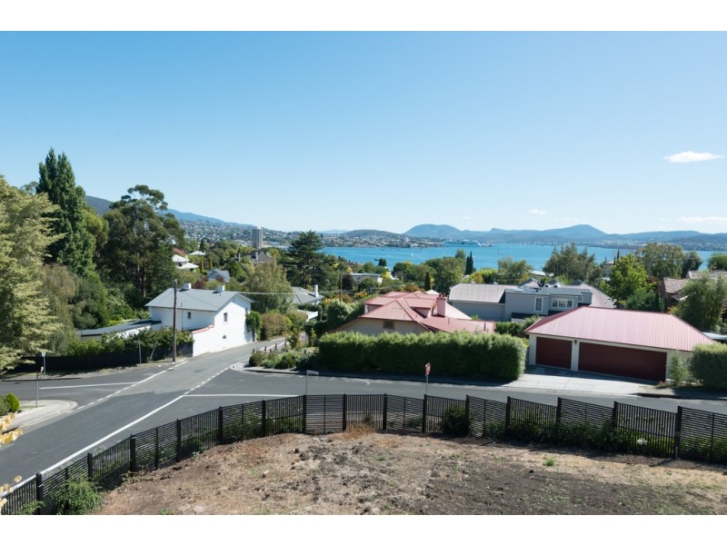 5 Dresden Street, Sandy Bay TAS 7005