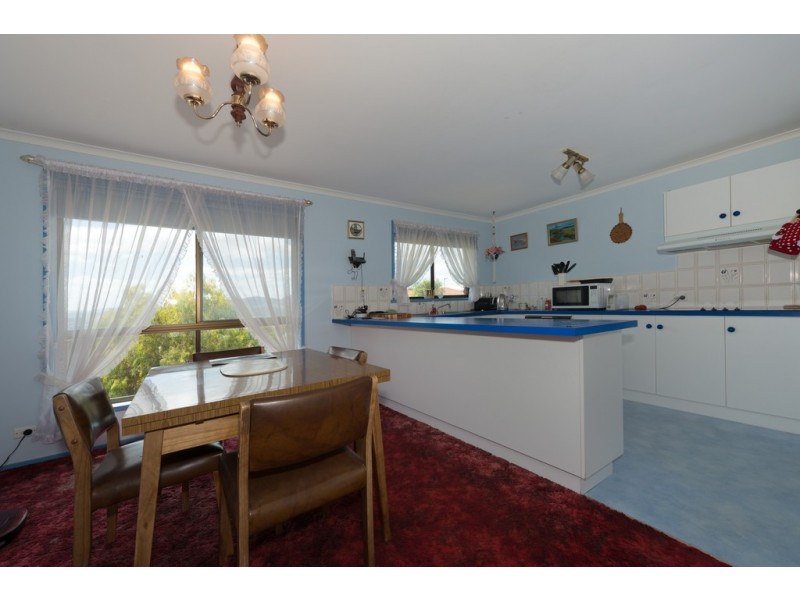 9 Dooleys Avenue, Rosetta TAS 7010
