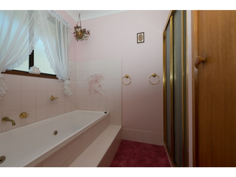 9 Dooleys Avenue, Rosetta TAS 7010