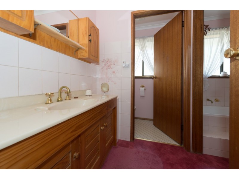 9 Dooleys Avenue, Rosetta TAS 7010