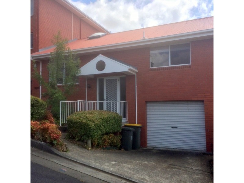 2/32 Mortimer Avenue, Mount Stuart TAS 7000