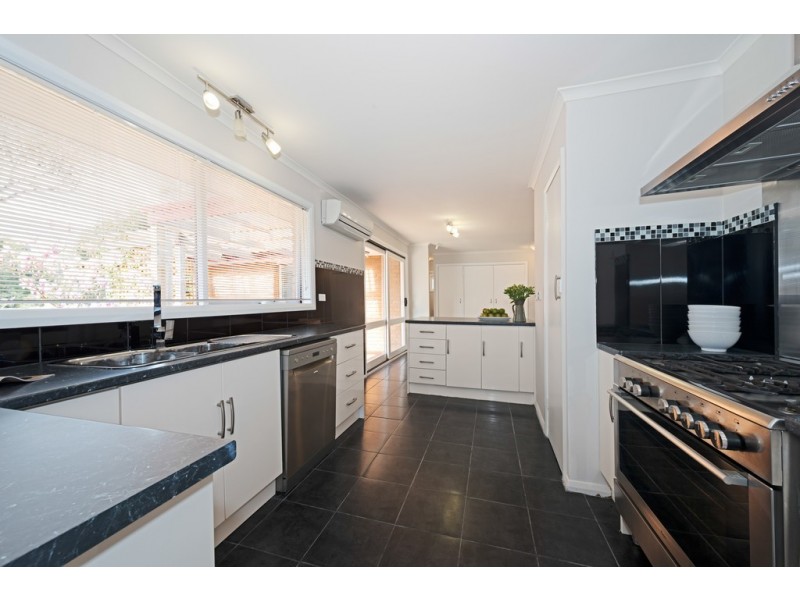 2B Willowbend Road, Kingston TAS 7050