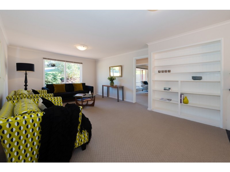 2B Willowbend Road, Kingston TAS 7050