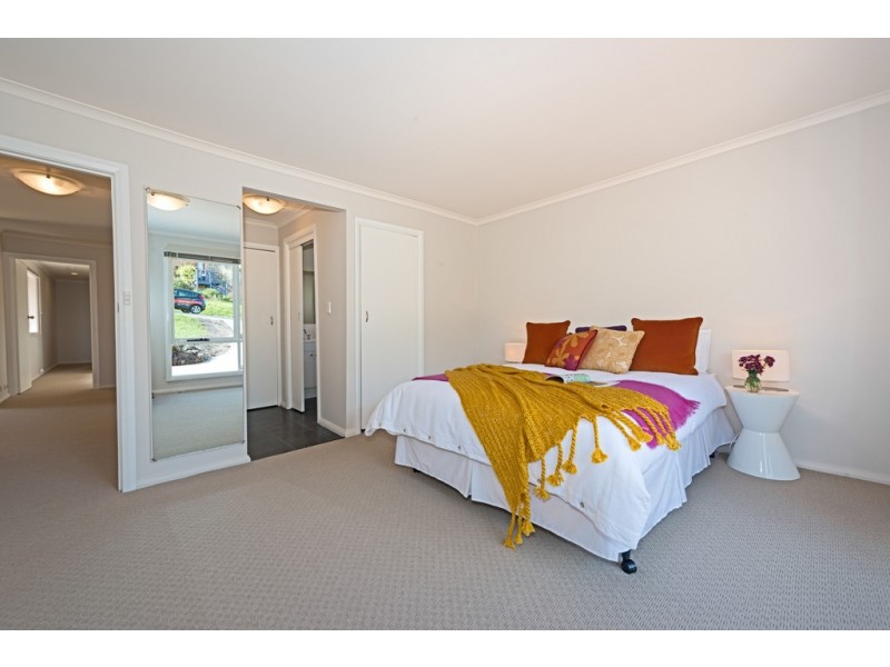 2B Willowbend Road, Kingston TAS 7050